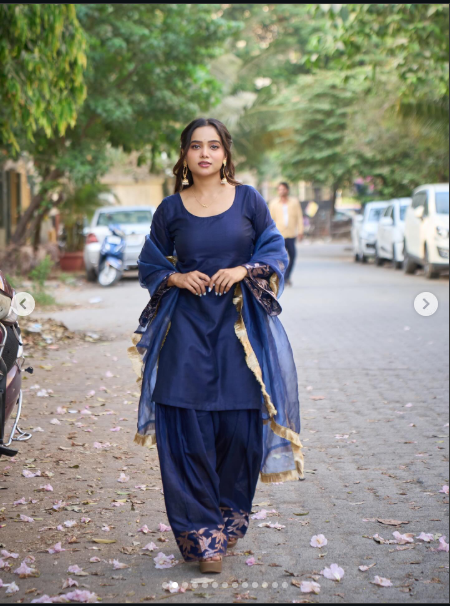 MANISHA - ROYAL BANARASI SUIT