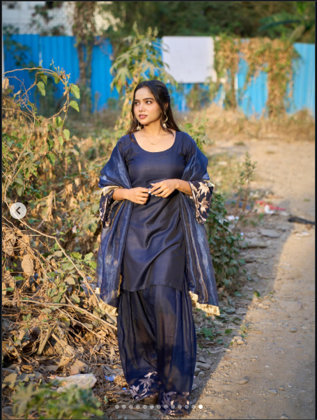 MANISHA - ROYAL BANARASI SUIT