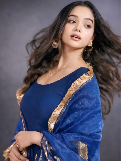 MANISHA - ROYAL BANARASI SUIT