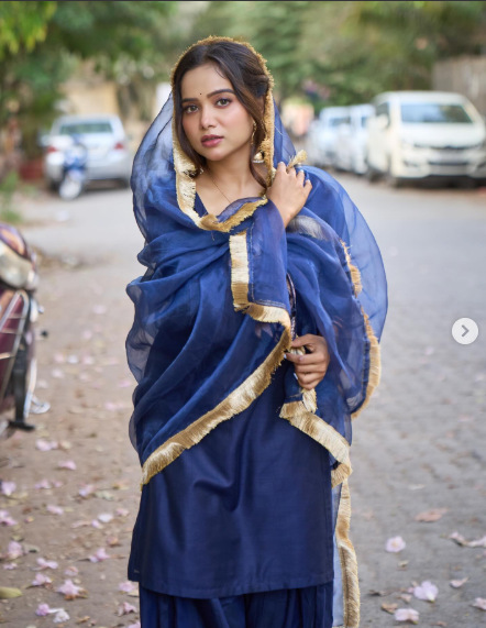 MANISHA - ROYAL BANARASI SUIT